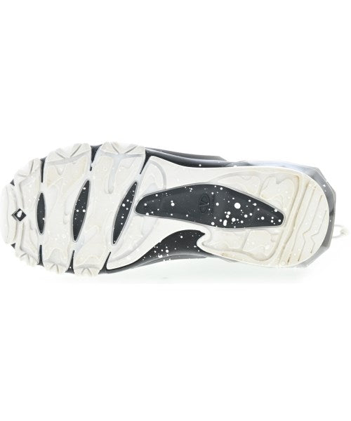 VALENTINO GARAVANI รองเท้าผ้าใบ