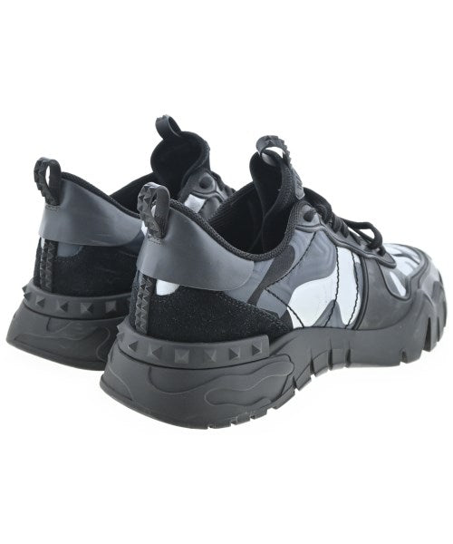 VALENTINO GARAVANI รองเท้าผ้าใบ