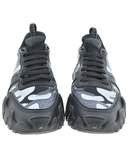 VALENTINO GARAVANI รองเท้าผ้าใบ