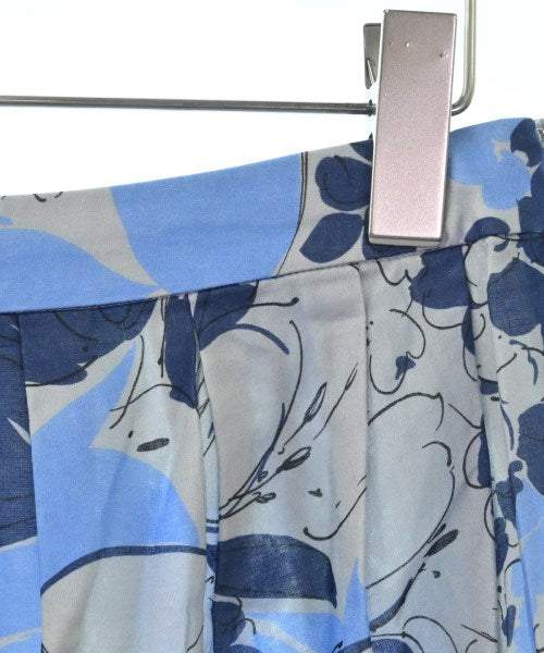 OLD ENGLAND กระโปรงยาวถึงเข่า