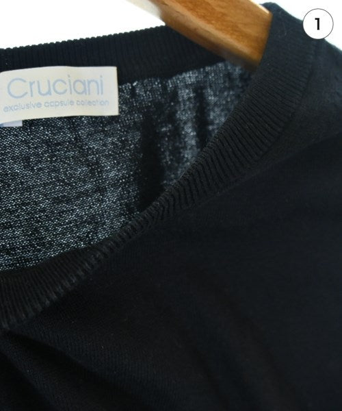 Cruciani เสื้อแขนกุด