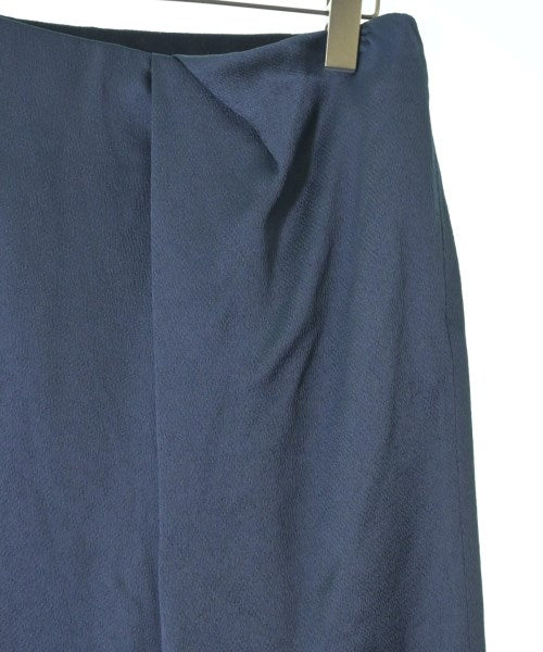 NINA RICCI กระโปรงยาวถึงเข่า