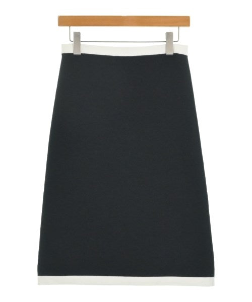 NINA RICCI กระโปรงยาวถึงเข่า