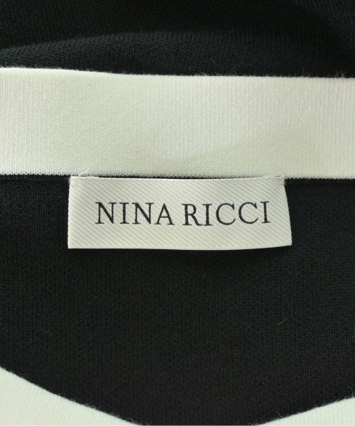 NINA RICCI กระโปรงยาวถึงเข่า