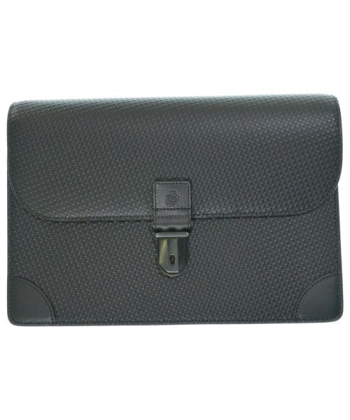 dunhill คลัตช์