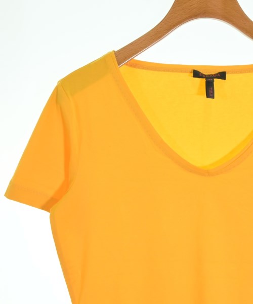 ESCADA เสื้อยืด/เสื้อท็อปส์