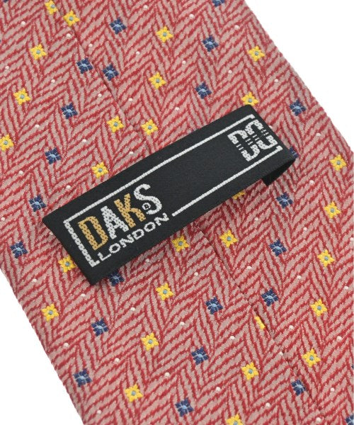DAKS เนคไท