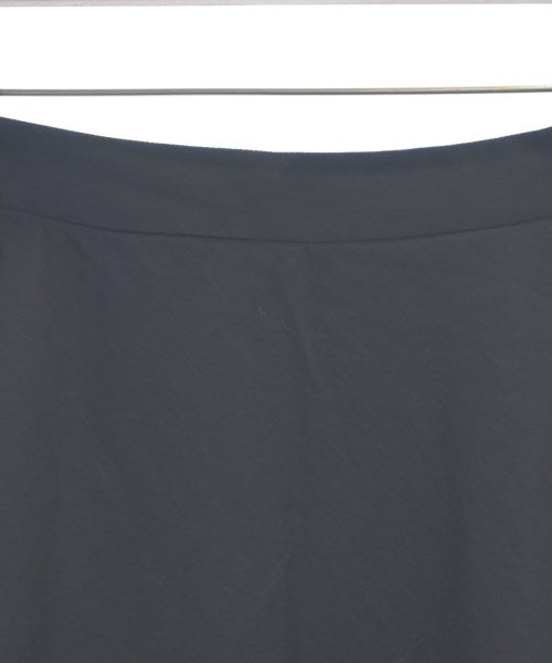 DAKS กระโปรงยาวถึงเข่า