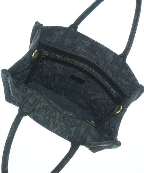 VERSACE กระเป๋าถือขนาดใหญ่