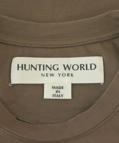 HUNTING WORLD เสื้อยืด/เสื้อท็อปส์