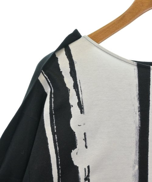 HIROKO KOSHINO เสื้อยืด/เสื้อท็อปส์