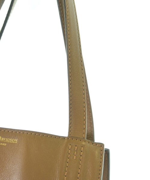 J&M DAVIDSON กระเป๋าถือขนาดใหญ่