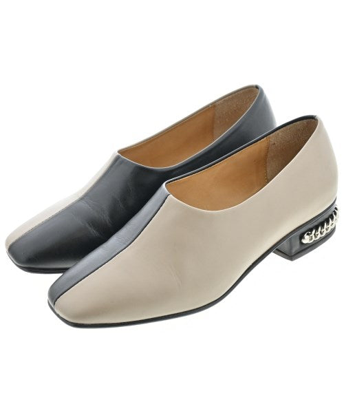 J&M DAVIDSON รองเท้าสวมทางการ