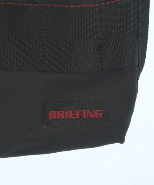 BRIEFING กระเป๋าสะพาย
