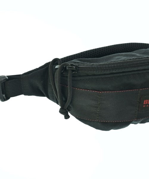 BRIEFING กระเป๋าสะพาย