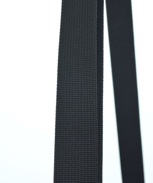 BRIEFING กระเป๋าสะพาย