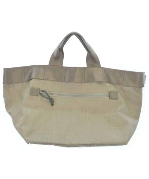 BRIEFING กระเป๋าถือขนาดใหญ่