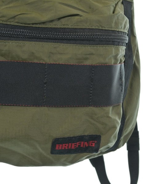 BRIEFING เป้สะพายหลัง