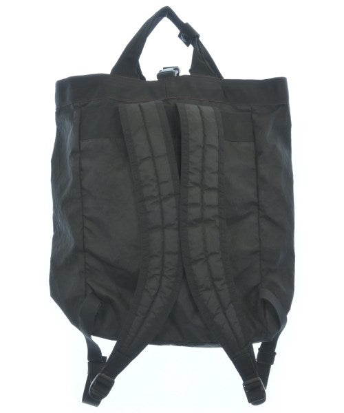 BRIEFING เป้สะพายหลัง