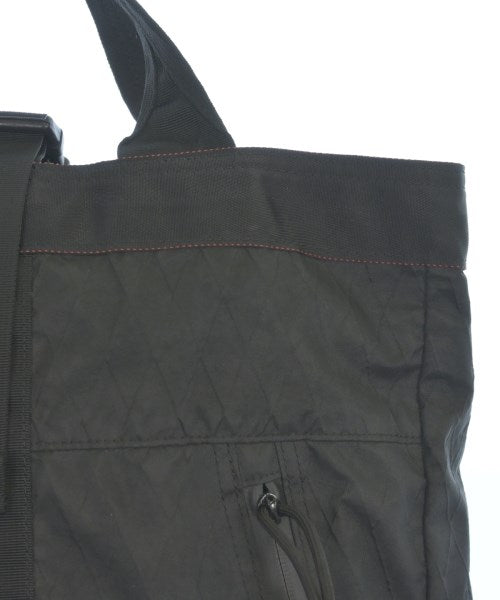 BRIEFING เป้สะพายหลัง