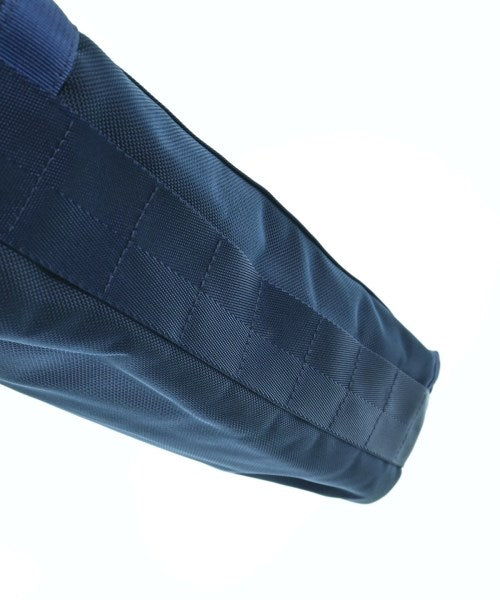 BRIEFING กระเป๋าสะพาย