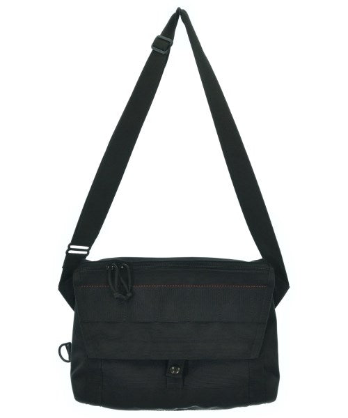 BRIEFING กระเป๋าสะพาย