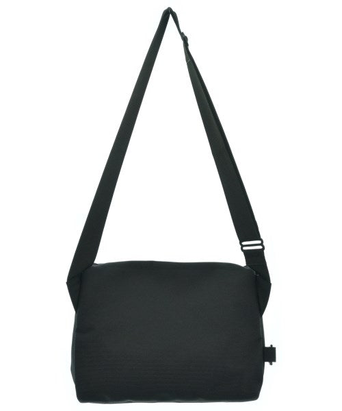 BRIEFING กระเป๋าสะพาย