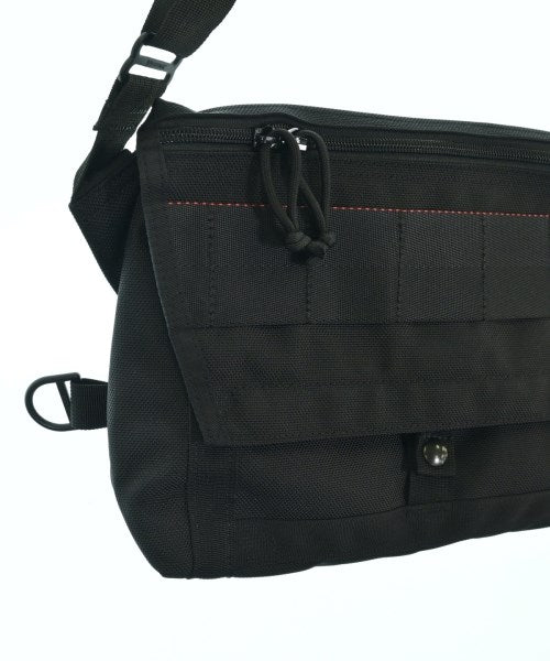 BRIEFING กระเป๋าสะพาย