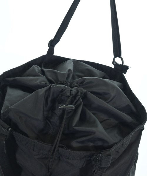 BRIEFING กระเป๋าถือขนาดใหญ่