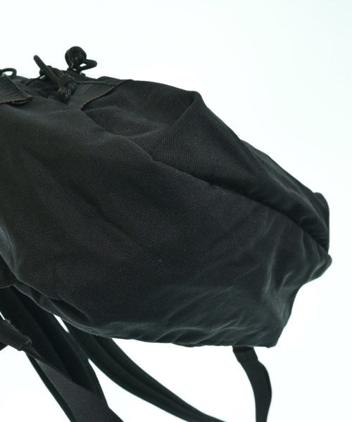 BRIEFING เป้สะพายหลัง