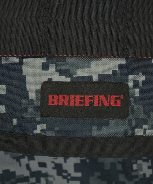 BRIEFING กระเป๋าสะพาย