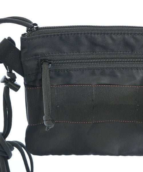 BRIEFING กระเป๋าสะพาย