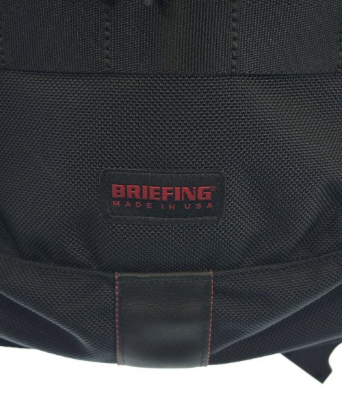 BRIEFING กระเป๋าสะพาย