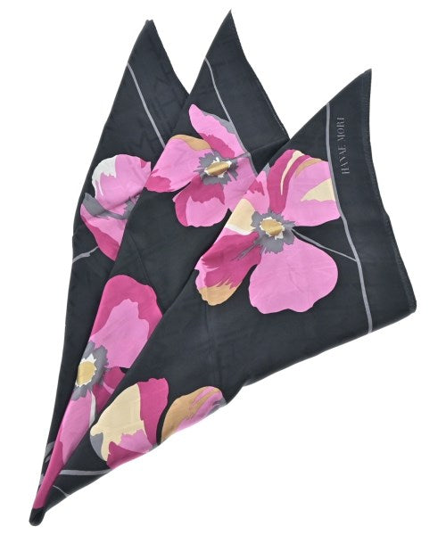 HANAE MORI ผ้าพันคอ