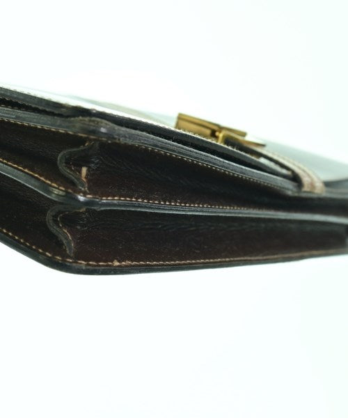 A.testoni คลัตช์