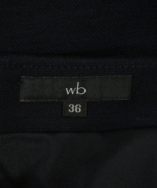 wb กระโปรงยาวถึงเข่า