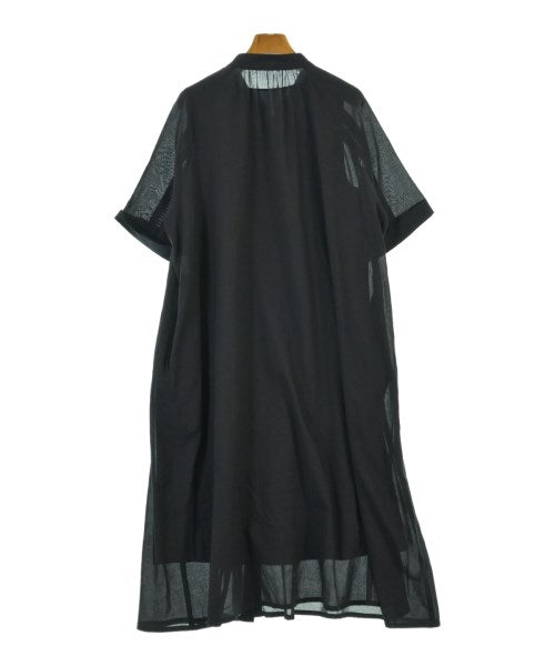 L'EQUIPE YOSHIE INABA เดรสที่เป็นเสื้อเชิ้ตตัวยาว
