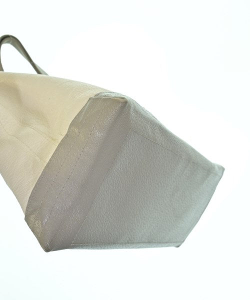 Cinquanta กระเป๋าถือขนาดใหญ่