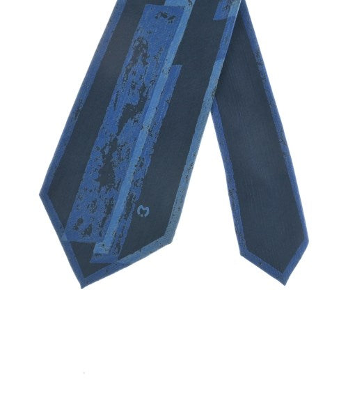 Mila Schon เนคไท