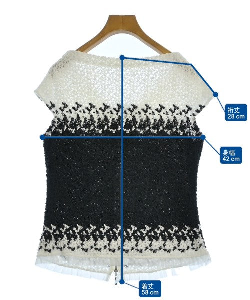 Mila Schon เสื้อแขนกุด