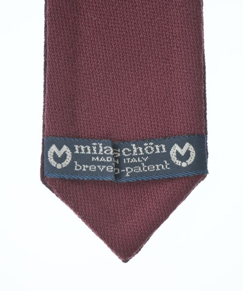Mila Schon เนคไท