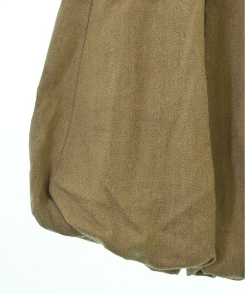 BURBERRY กระโปรงยาวถึงเข่า