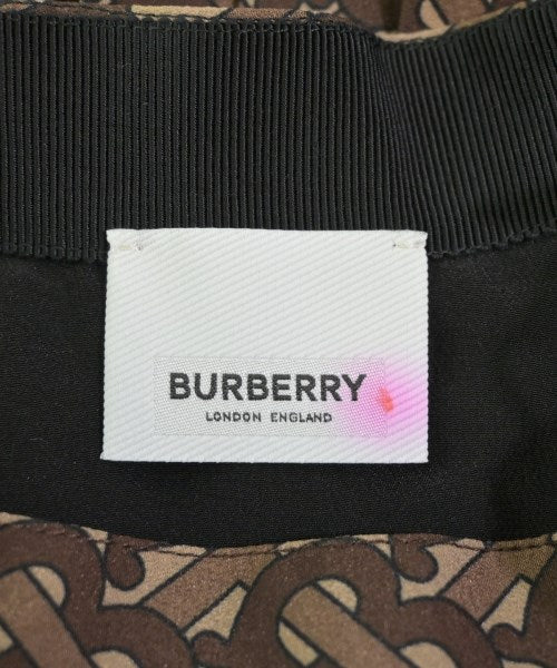 BURBERRY กระโปรงยาวถึงเข่า