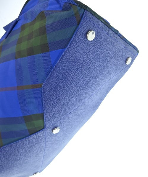 BURBERRY กระเป๋าใส่อุปกรณ์ขนาดใหญ่