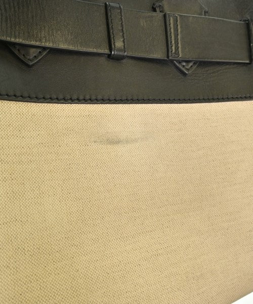 BURBERRY กระเป๋าถือขนาดใหญ่