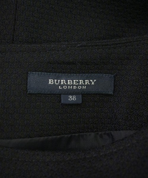 BURBERRY กระโปรงยาวถึงเข่า