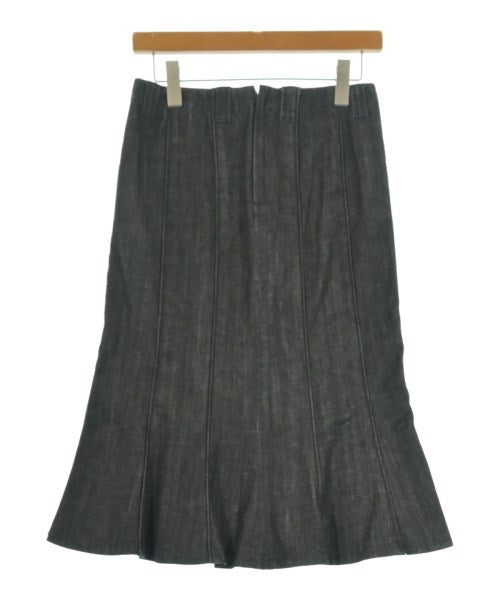 BURBERRY กระโปรงยาวถึงเข่า