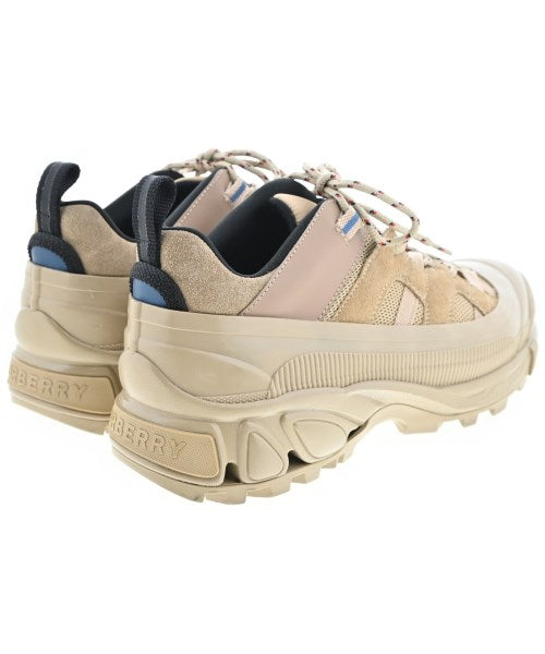 BURBERRY รองเท้าผ้าใบ