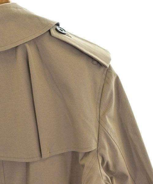 BURBERRY เสื้อกันฝน