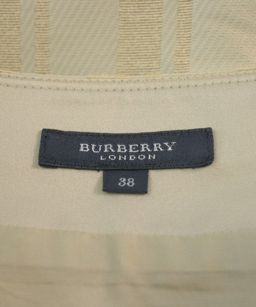 BURBERRY กระโปรงยาวถึงเข่า